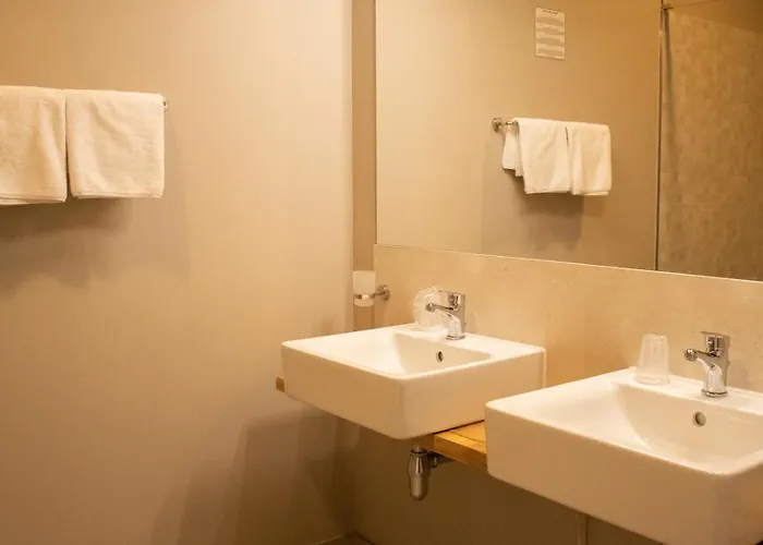 Hirscher 14 アパート *